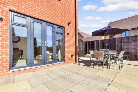 Patio / Decking