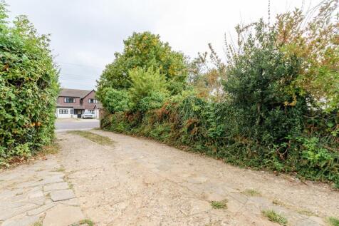Driveway/Parking