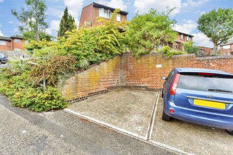 Driveway/Parking
