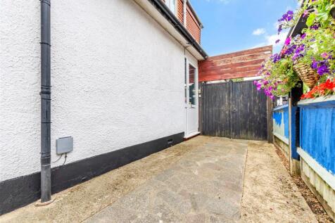 Driveway/Parking