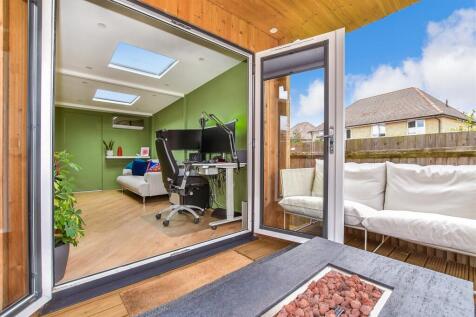 External Lifestyle Photograph