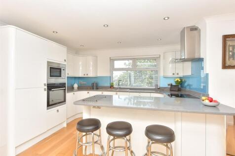 Kitchen/Breakfast Area
