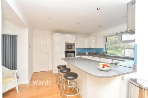 Kitchen/ Breakfast Area