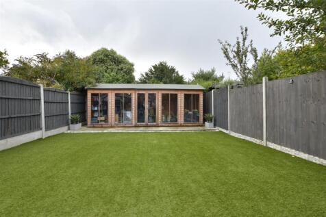 Workshop/Outbuildings