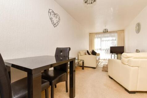 Lounge / Kitchen