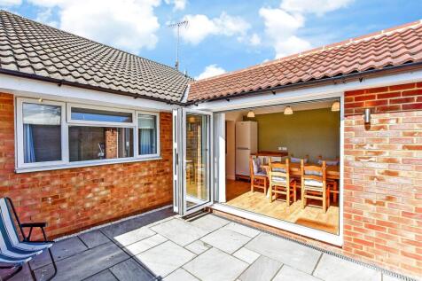 External Lifestyle Photograph