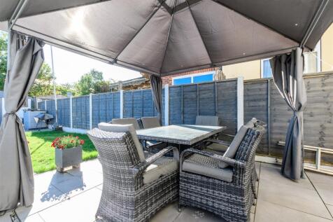 Patio / Decking