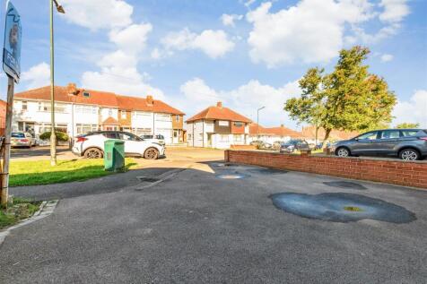 Driveway/Parking
