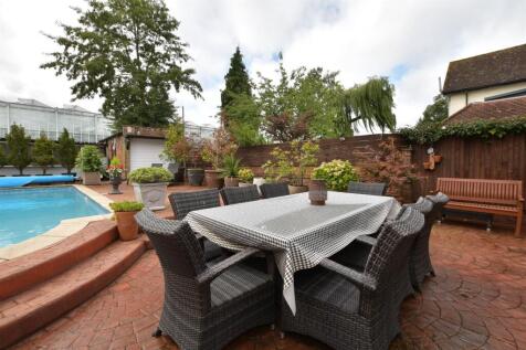 Patio / Decking