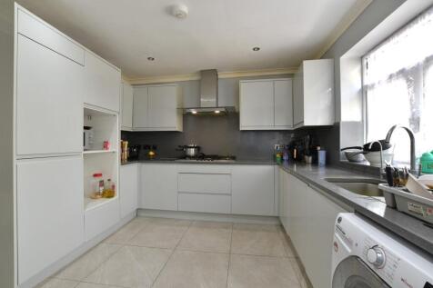 Kitchen/Dining Area