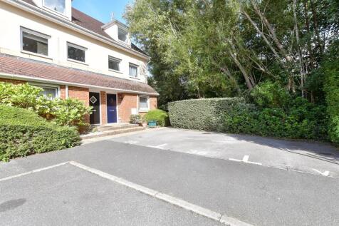 Driveway/Parking