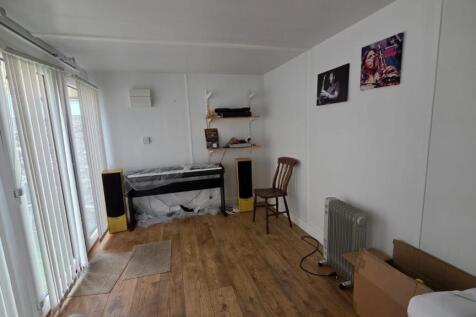 Workshop/Outbuilding