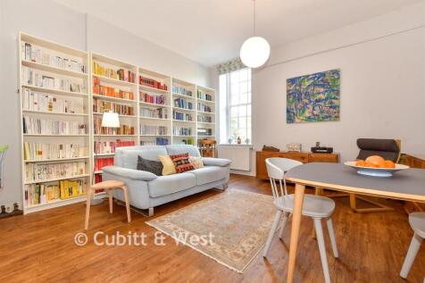 Lounge/Kitchen