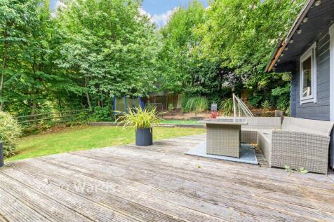 Patio / Decking