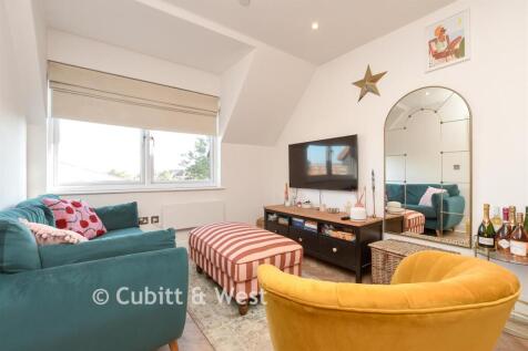 Lounge/Kitchen