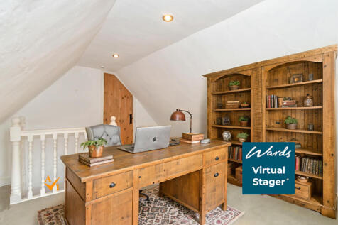 Loft Room (Farmhouse Style)