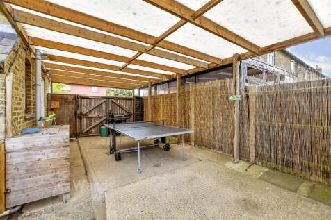 Driveway/Parking