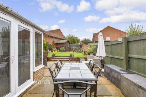 Patio / Decking