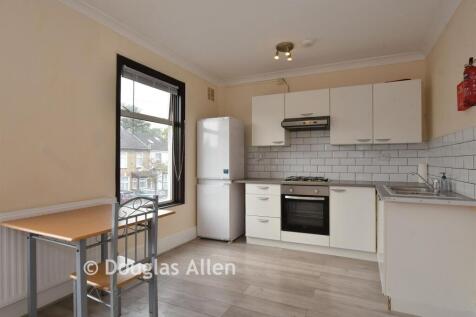 Lounge/Kitchen /Dining Room