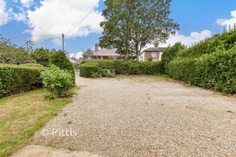 Driveway/Parking