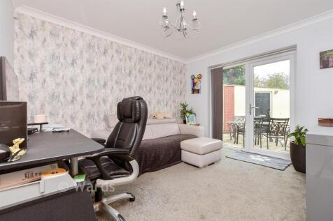 Study / Bedroom 4