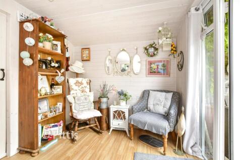 Workshop/Outbuildings