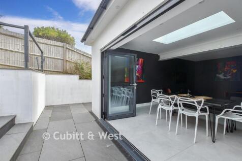 External Lifestyle Photograph