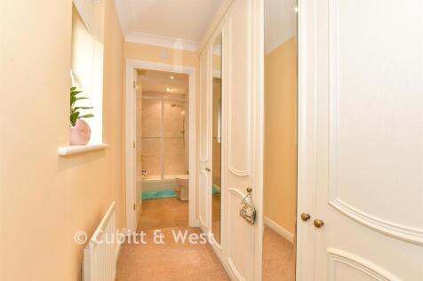 Bedroom 1 Dressing Area