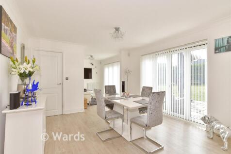 Kitchen/Breakfast Area