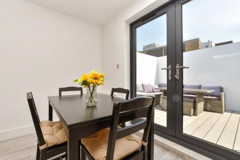 Internal Lifestyle Photograph