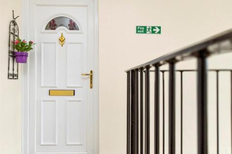 External Lifestyle Photograph