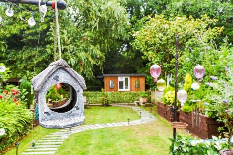 External Lifestyle Photograph