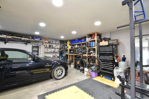 Workshop/Outbuildings