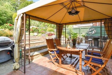 External Lifestyle Photograph