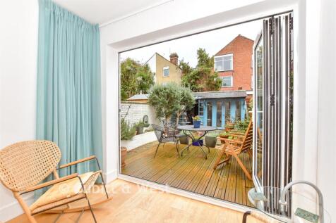 External Lifestyle Photograph