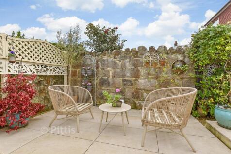 External Lifestyle Photograph