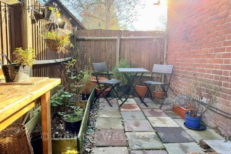 Patio/Decking