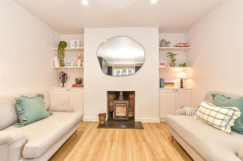 Kitchen/ Family Room