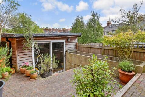 Workshop/Outbuildings