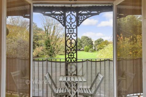 External Lifestyle Photograph