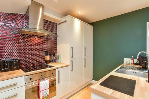 Lounge/ Dining Room/ Kitchen