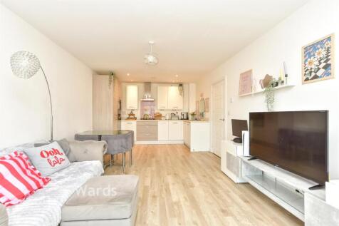 Kitchen/ Living Area