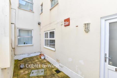 External Lifestyle Photograph