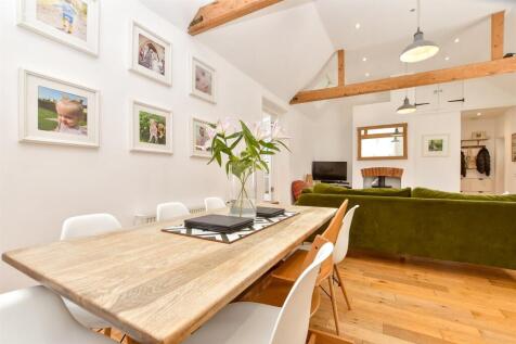 Kitchen / Living Room