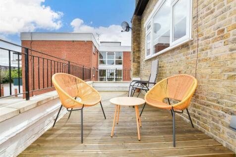 Patio / Decking