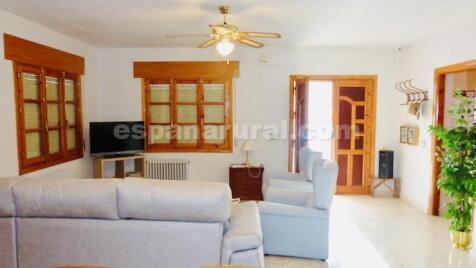 Property Image 4