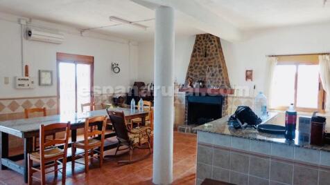 Property Image 4