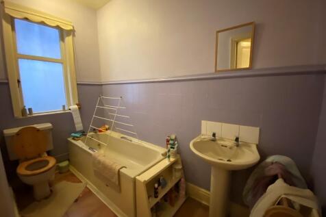 FF Bathroom