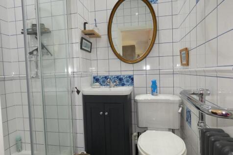 Bedroom One En-suite
