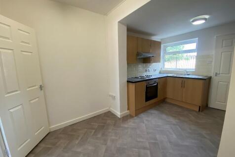Kitchen/ Dining Area